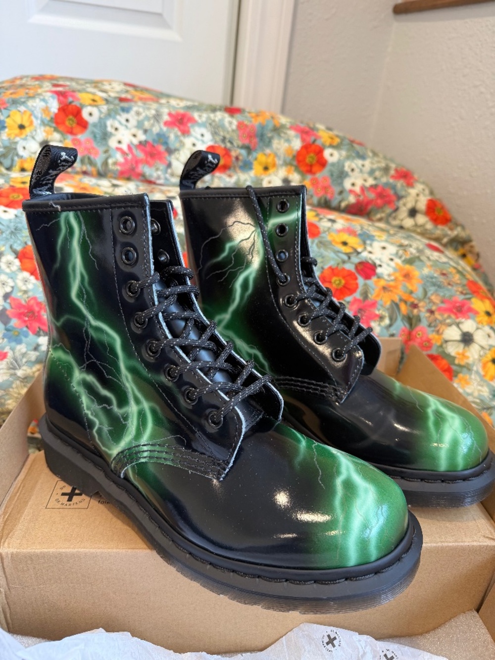 Dr Martens 1460 Flash Lightning Boots Black Green Women’s Size 7